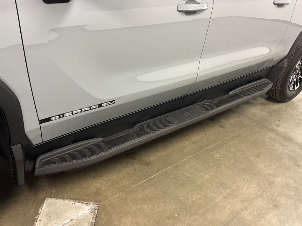 New 2026 GMC Sierra EV Elevation AWD/4WD image 10