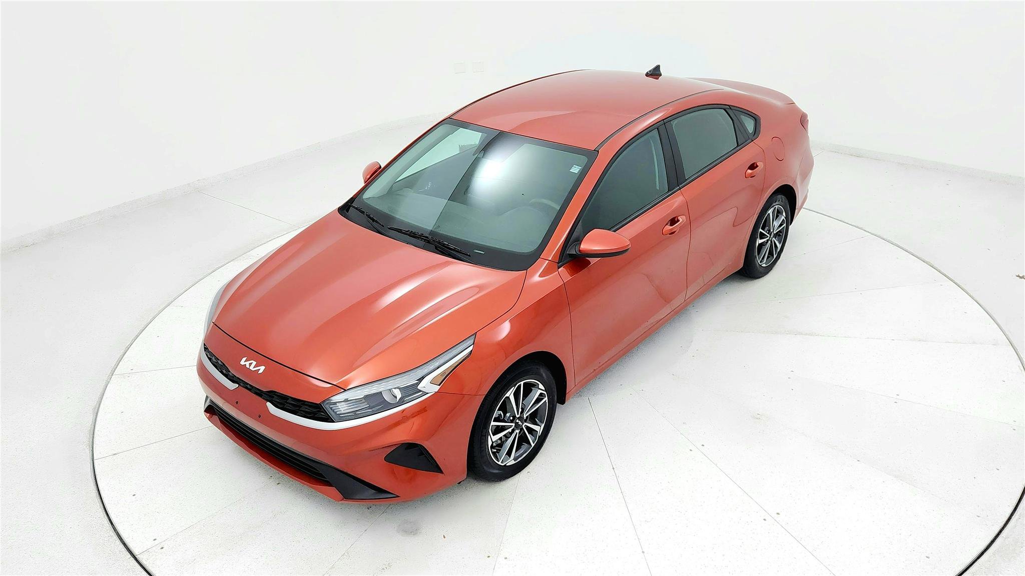 Used 2023 Kia Forte LXS image 13