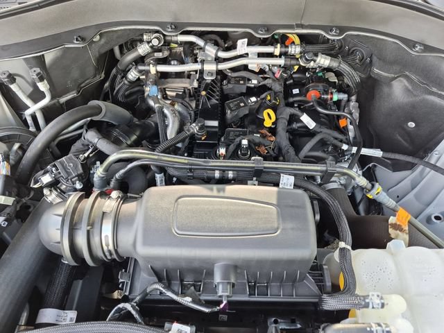 Used 2024 Ford Explorer XLT AWD/4WD image 19
