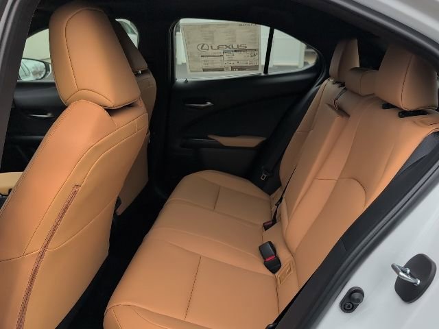 New 2026 Lexus UX 300h AWD image 27