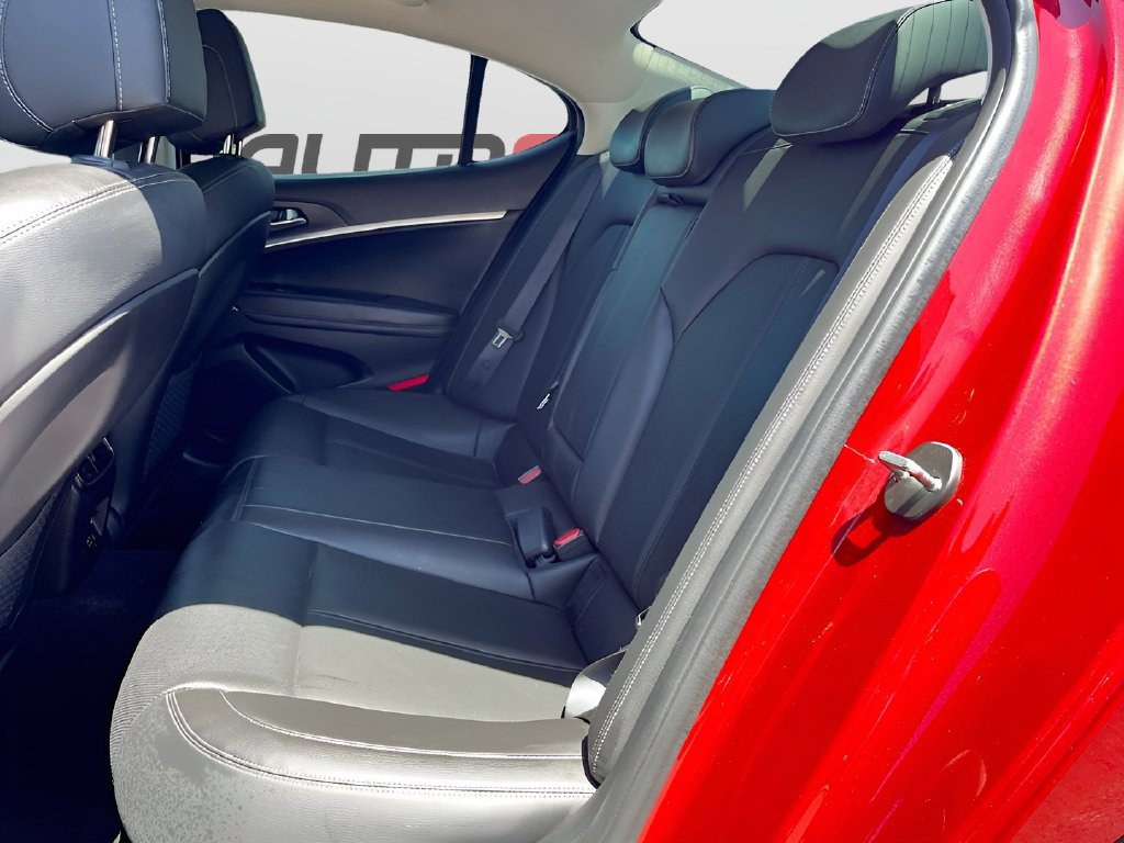 Used 2023 Genesis G70 2.0T RWD image 24