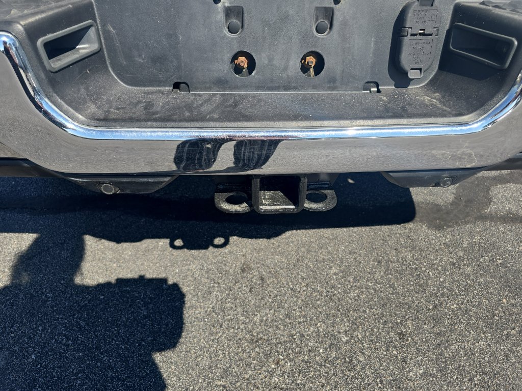 Used 2019 RAM 2500 Tradesman w/ Chrome Appearance Group image 9