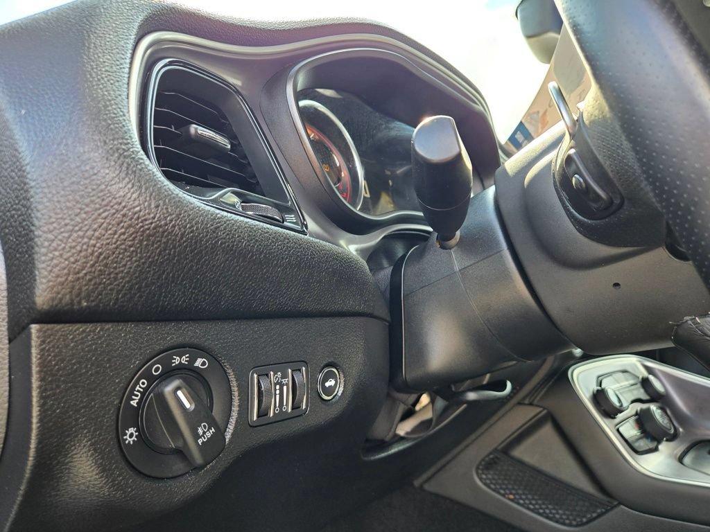 Used 2022 Dodge Challenger GT RWD image 23
