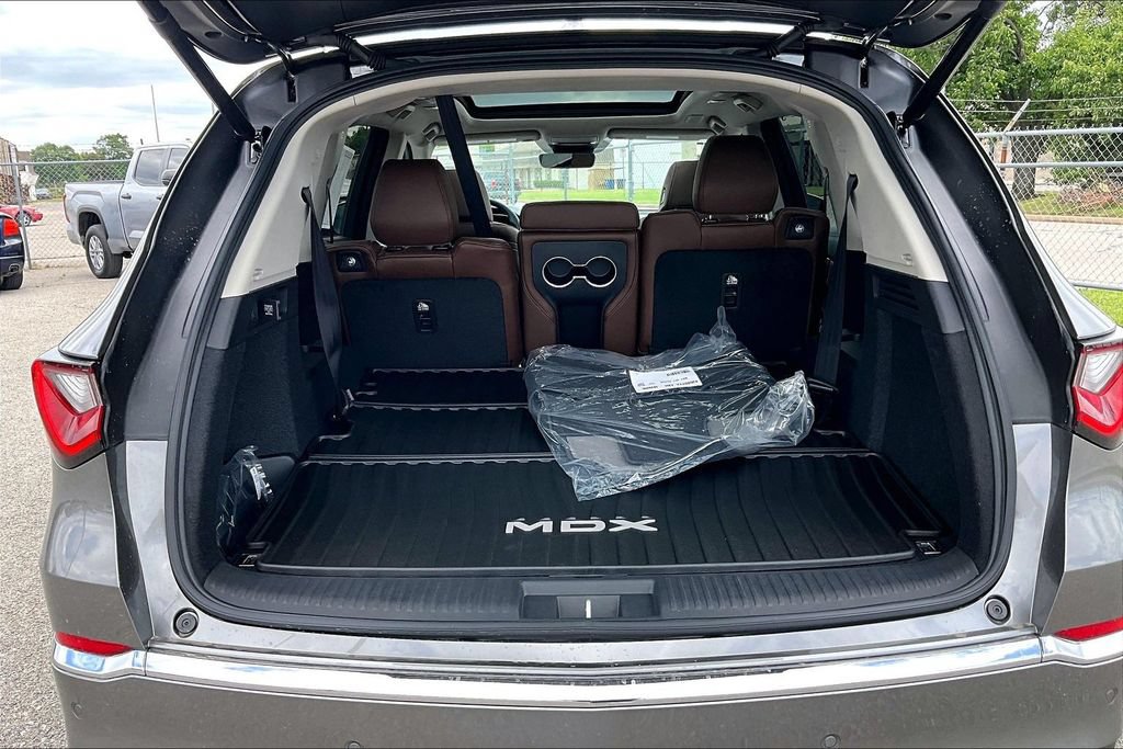 New 2026 Acura MDX w/ Technology Package FWD image 37