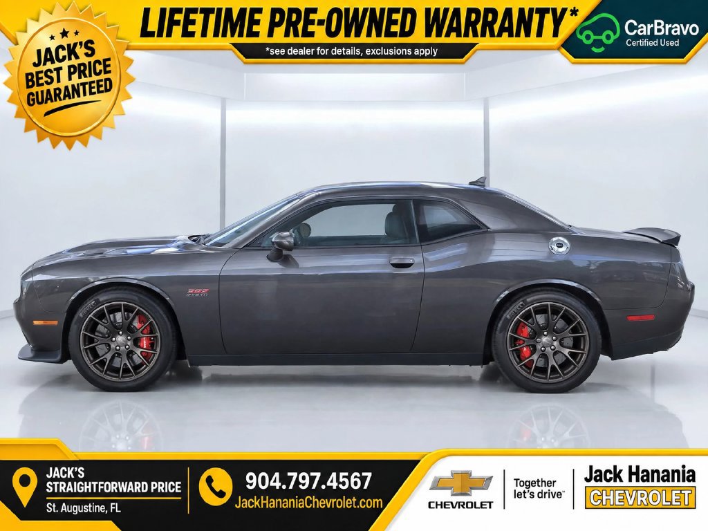 Used 2015 Dodge Challenger SRT RWD image 4