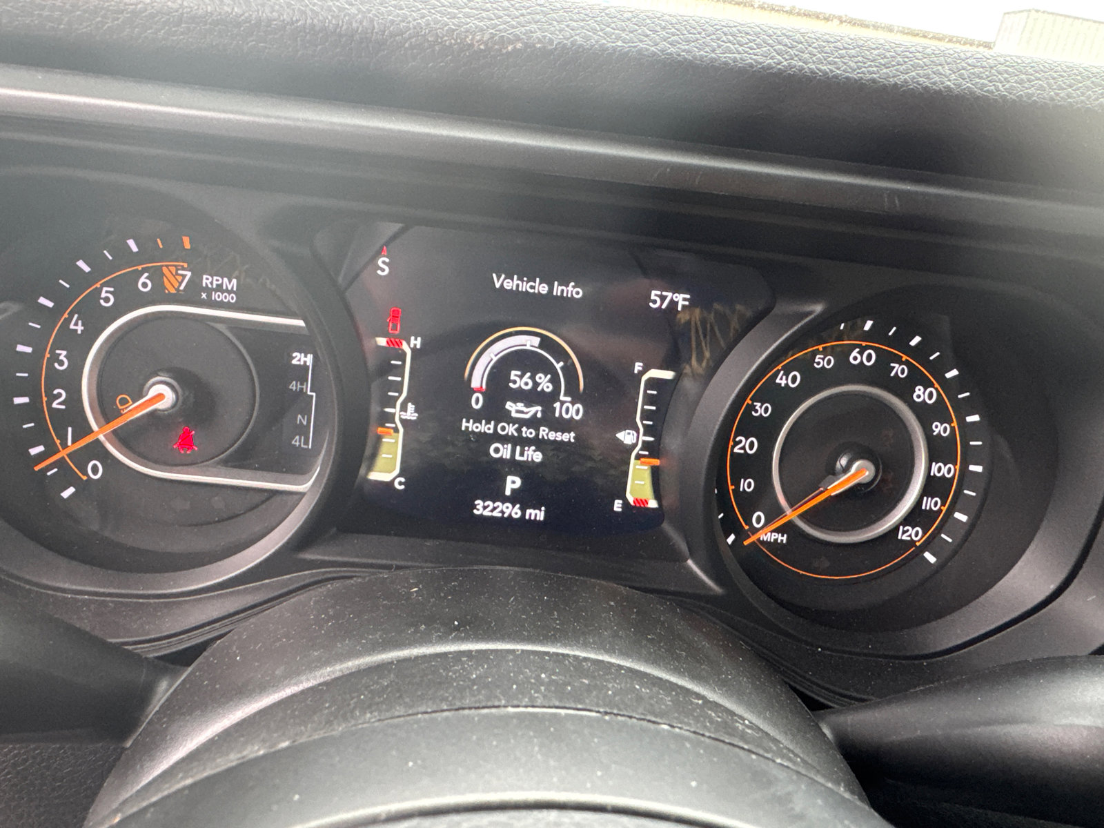 Used 2025 Jeep Gladiator Sport image 25