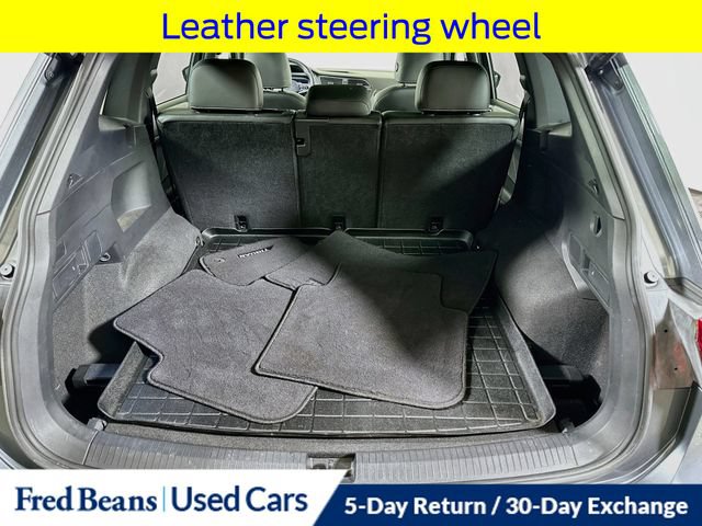 Used 2023 Volkswagen Tiguan SEL R-Line AWD/4WD image 33