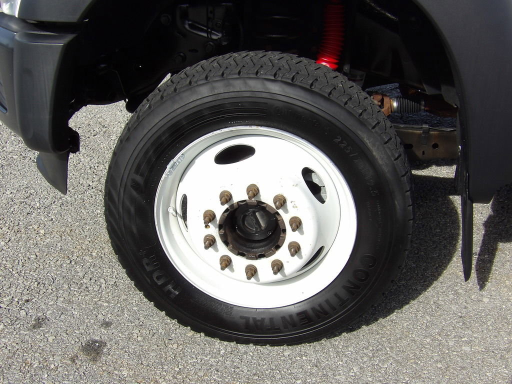 Used 2015 Ford F450 XL w/ Power Equipment Group image 62