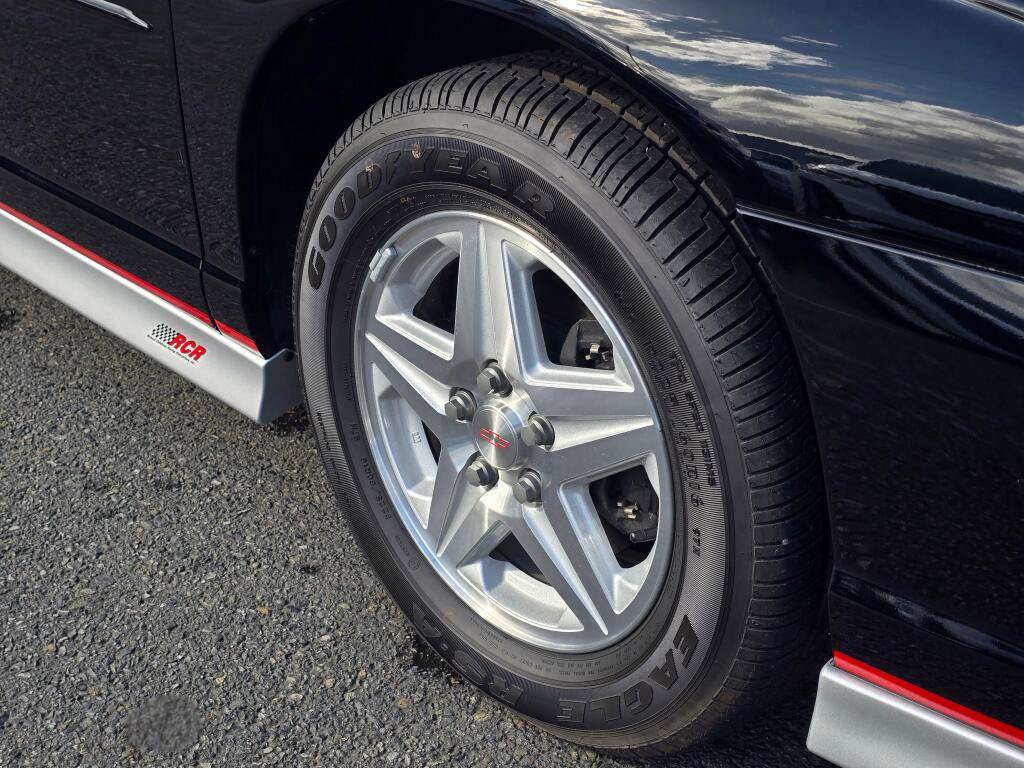 Used 2002 Chevrolet Monte Carlo SS w/ Preferred Equipment Group FWD image 28