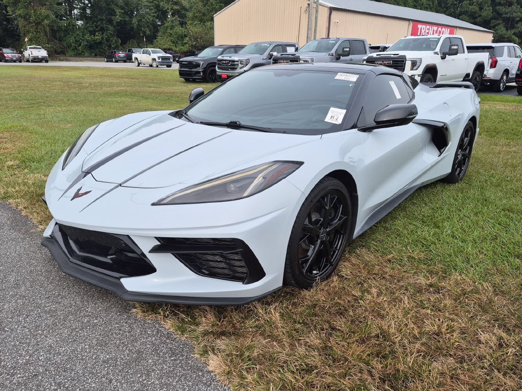 Used 2021 Chevrolet Corvette Stingray Preferred Conv w/ Z51 Performance Package RWD image 2