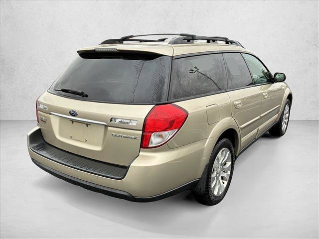 Used 2009 Subaru Outback 2.5i Limited AWD/4WD image 5