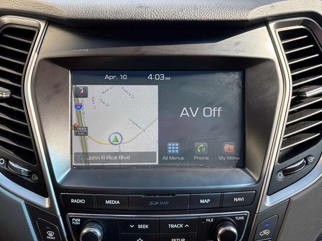 Used 2019 Hyundai Santa Fe XL FWD image 16