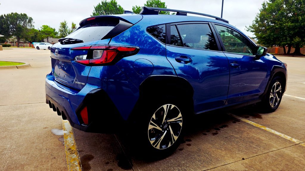 Used 2024 Subaru Crosstrek 2.0i Premium AWD/4WD image 13