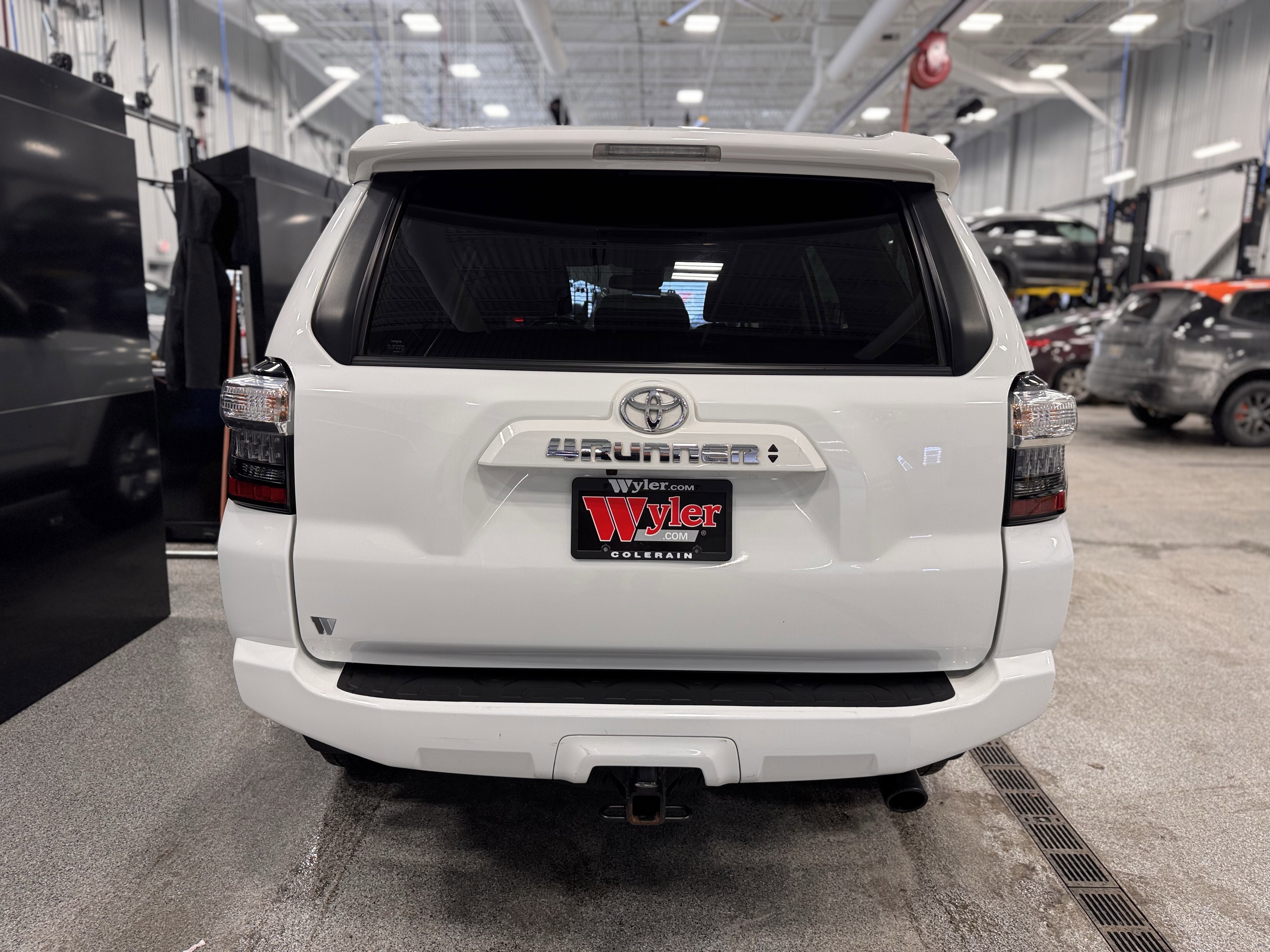 Used 2022 Toyota 4Runner SR5 image 32