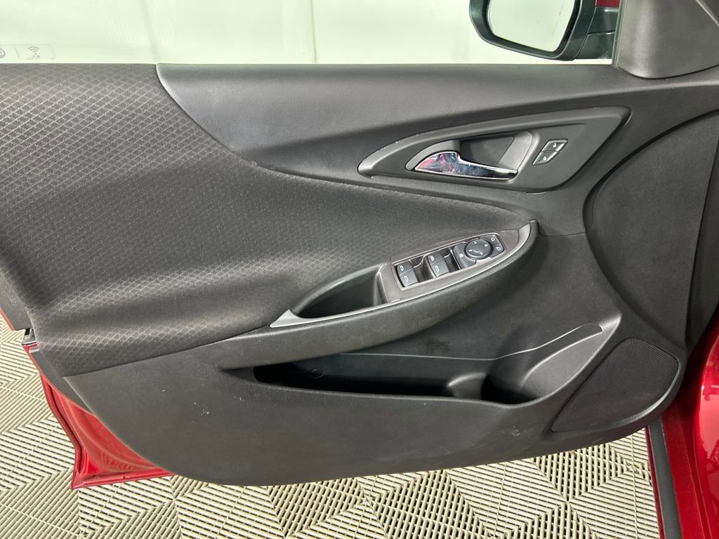 Used 2024 Chevrolet Malibu LT image 11