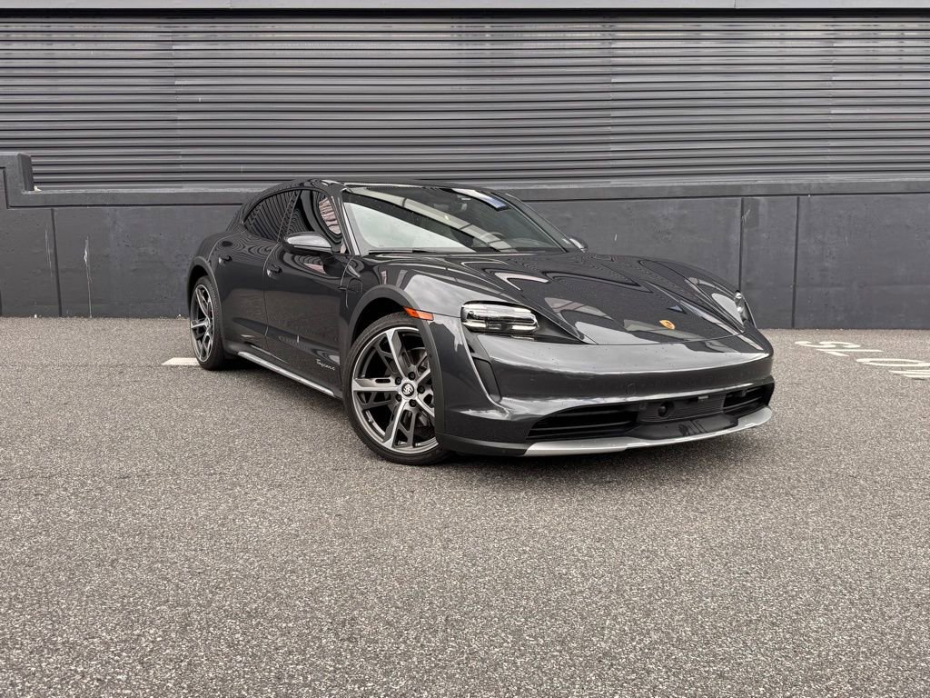 Certified 2022 Porsche Taycan 4 Cross Turismo AWD/4WD image 12