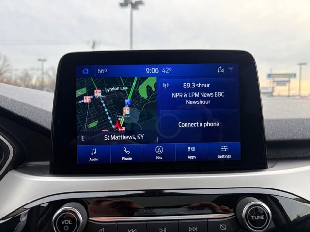 Used 2020 Ford Escape SE image 25