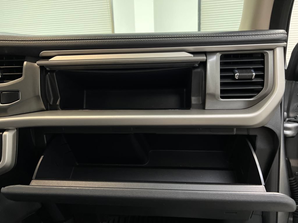 Used 2024 Ford Expedition XLT RWD image 35