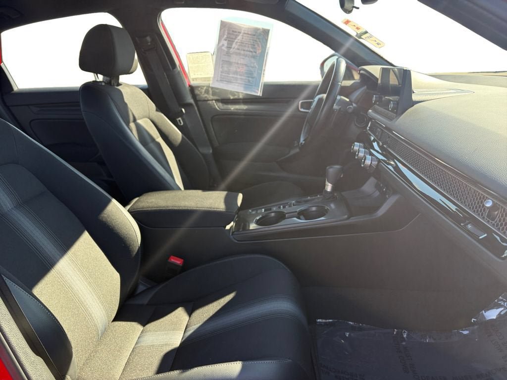Used 2025 Honda Civic Sport image 17