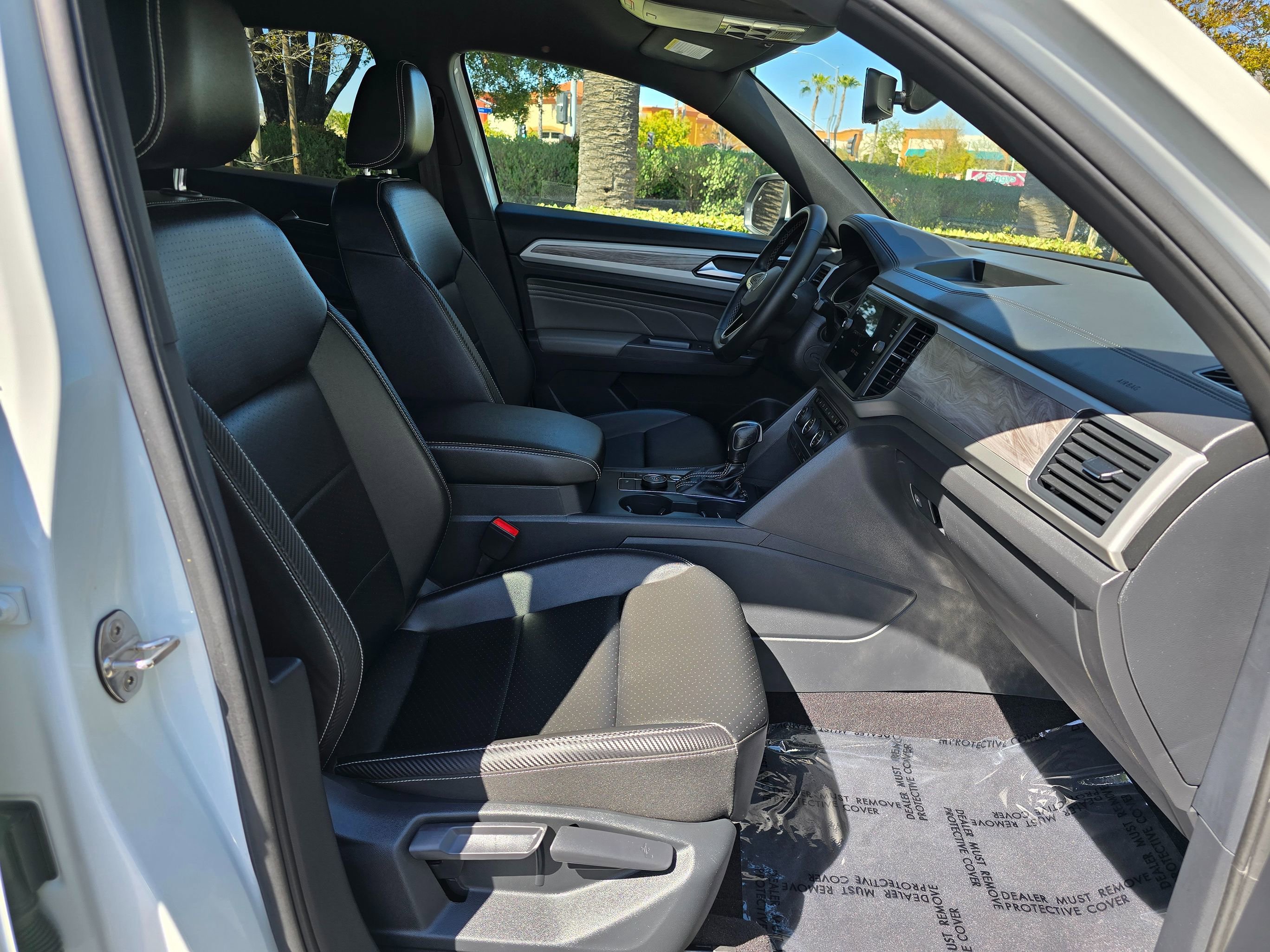 Used 2021 Volkswagen Atlas Cross Sport SE AWD/4WD image 30