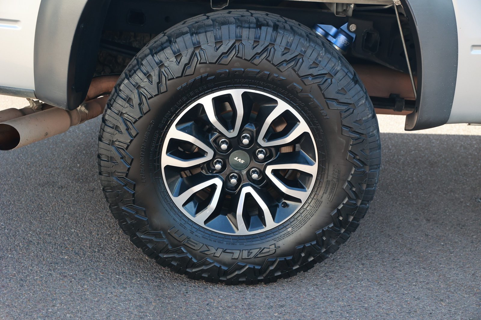 Used 2013 Ford F150 Raptor w/ Luxury Equipment Group AWD/4WD image 11