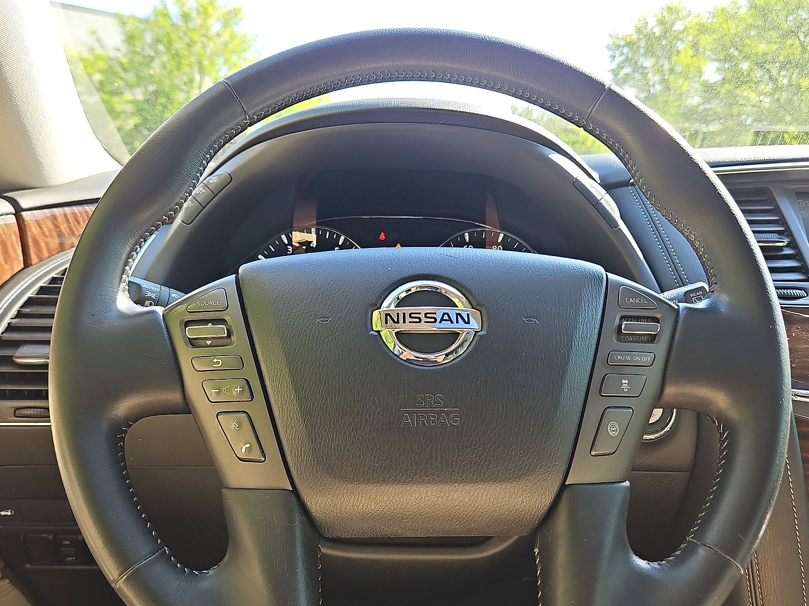 Certified 2020 Nissan Armada SL w/ Premium Package AWD/4WD image 20