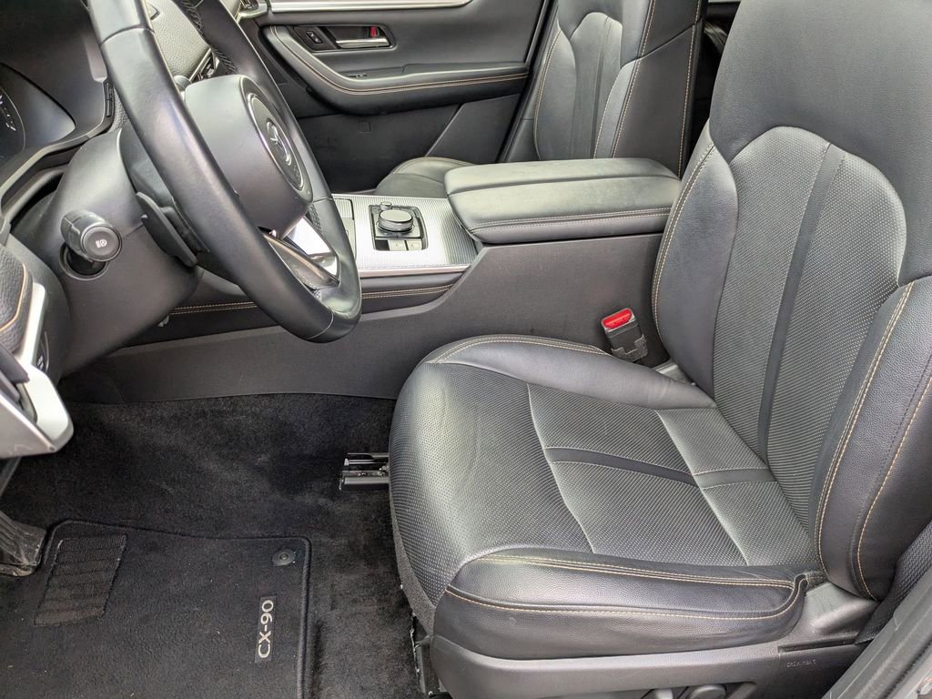 Used 2024 MAZDA CX-90 3.3 Turbo w/ Preferred Plus image 16