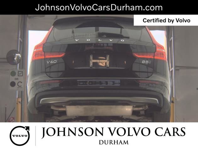 Used 2025 Volvo V60 B5 Cross Country Plus AWD/4WD image 7