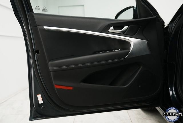 Used 2025 Genesis G70 2.5T image 24