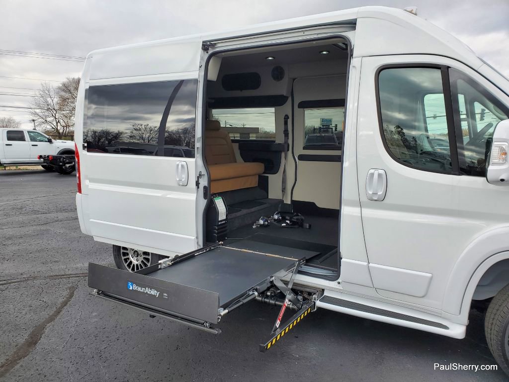 New 2023 RAM ProMaster 2500 w/ Driver Convenience Group image 33