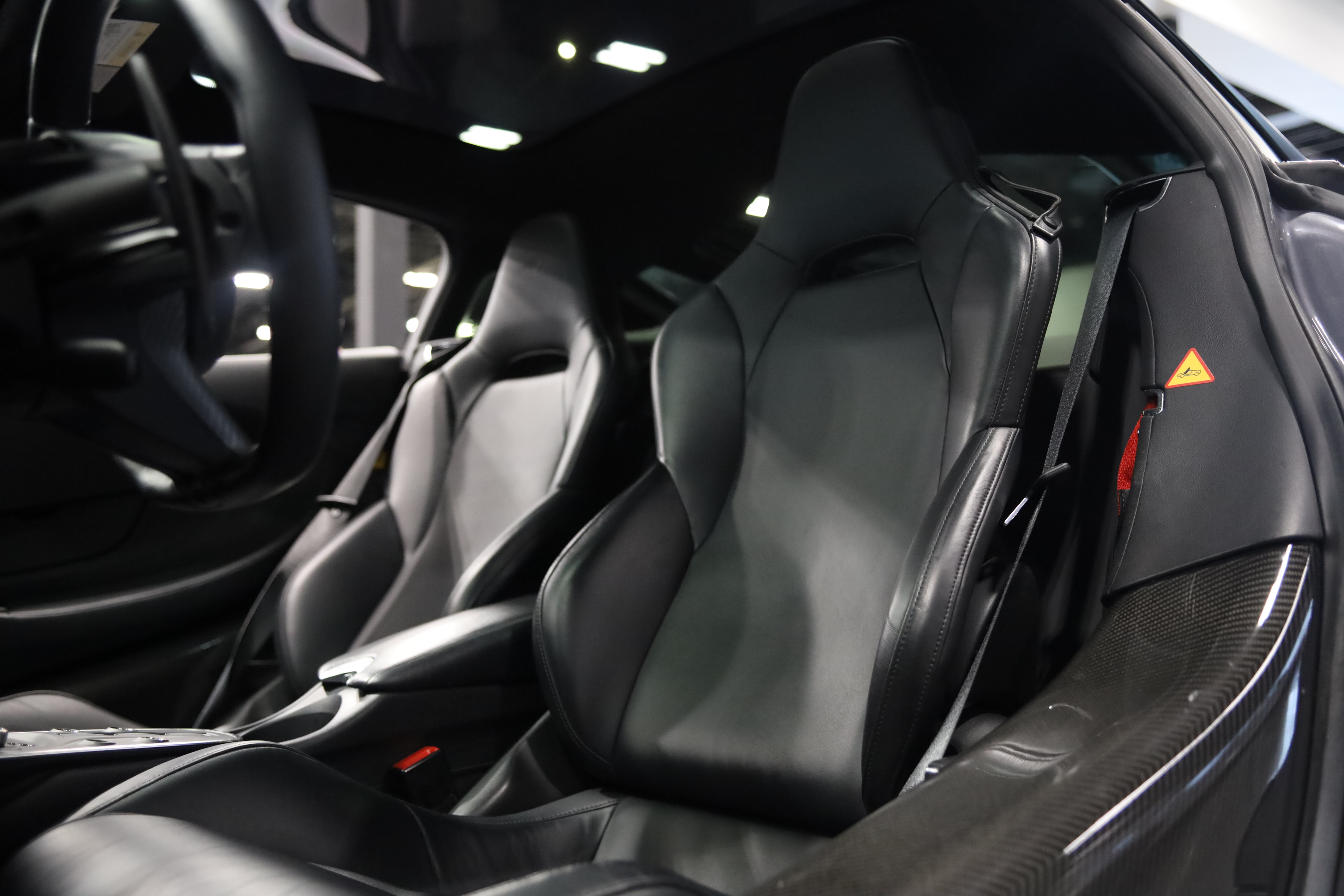 Used 2023 McLaren GT RWD image 18