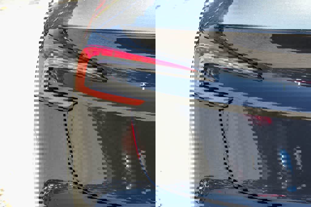 Used 2025 Tesla Model 3 Long Range RWD image 11