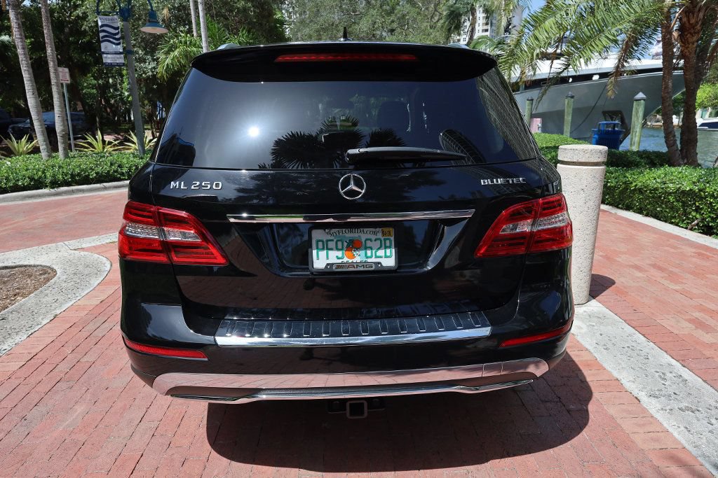 Used 2015 Mercedes-Benz ML 250 BlueTEC 4MATIC image 21