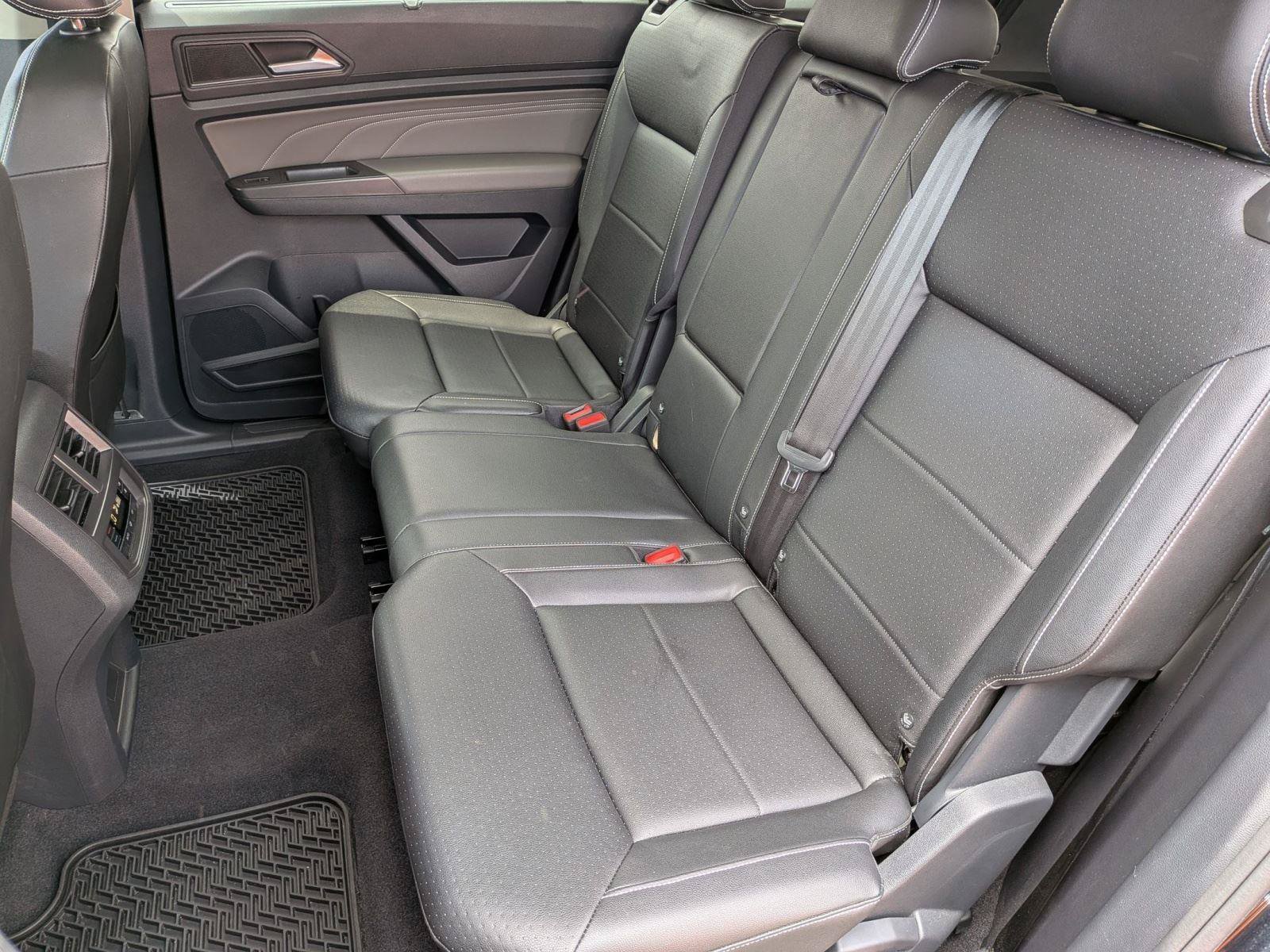 Used 2023 Volkswagen Atlas SEL AWD/4WD image 47