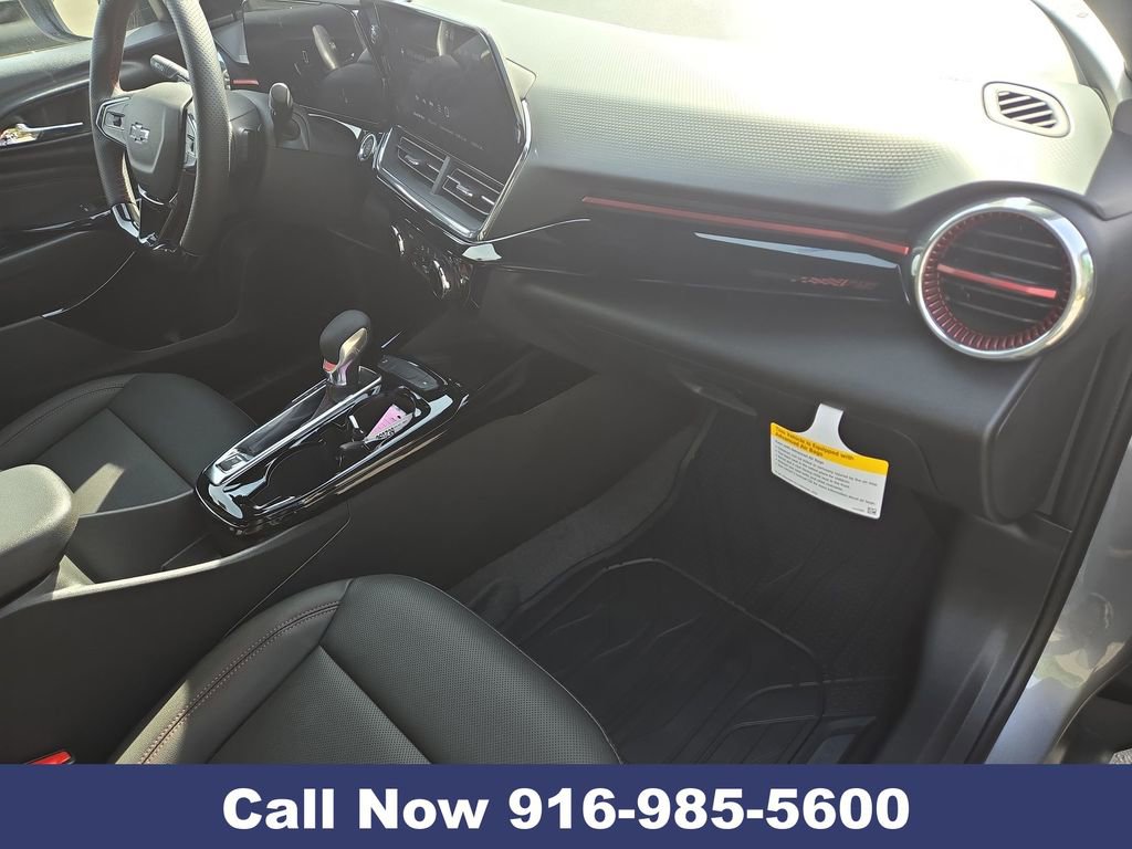New 2026 Chevrolet Trax RS w/ Sunroof Package image 33