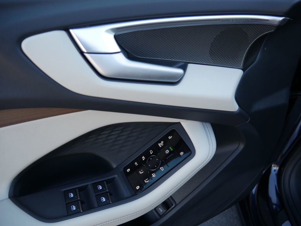 Used 2025 Audi A5 2.0T Premium Plus Sedan w/ Premium Plus image 16