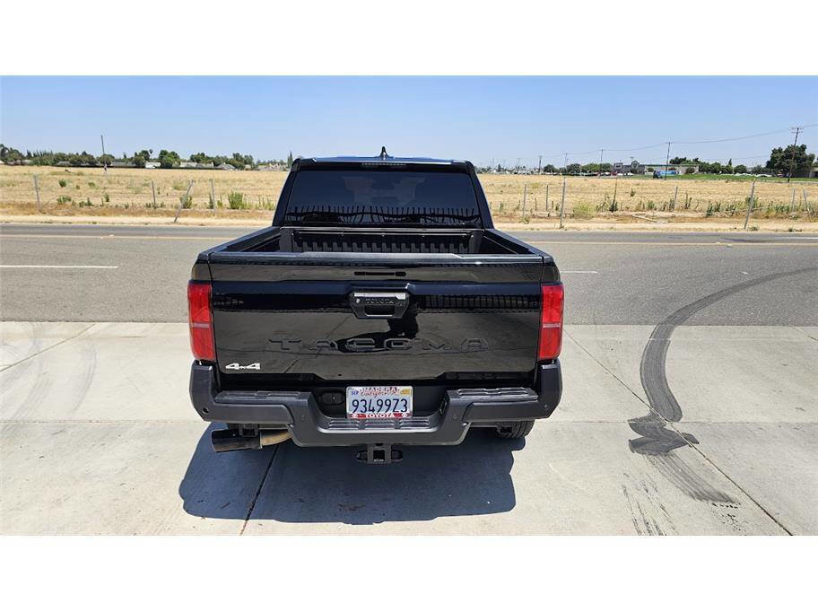 Used 2024 Toyota Tacoma SR image 6