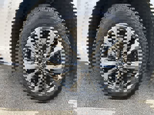 Used 2023 Lexus UX 250h F Sport w/ Accessory Package (Z2) image 11