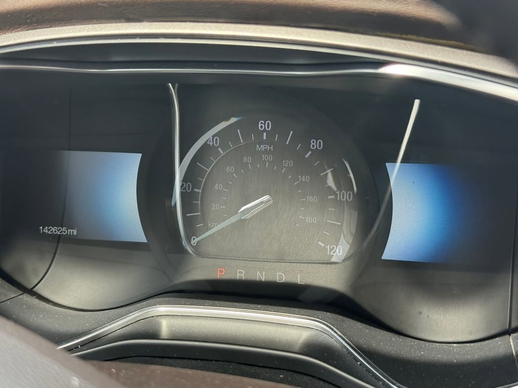 Used 2017 Ford Fusion Energi Platinum FWD image 25