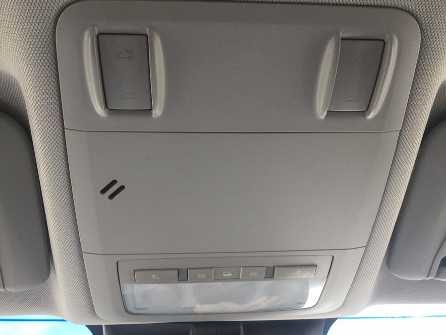 Used 2015 Chevrolet Cruze LTZ w/ Sun, Sound and Sport Package image 37