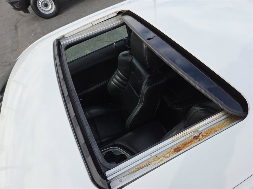 Used 2019 Dodge Challenger SRT Hellcat Redeye image 3