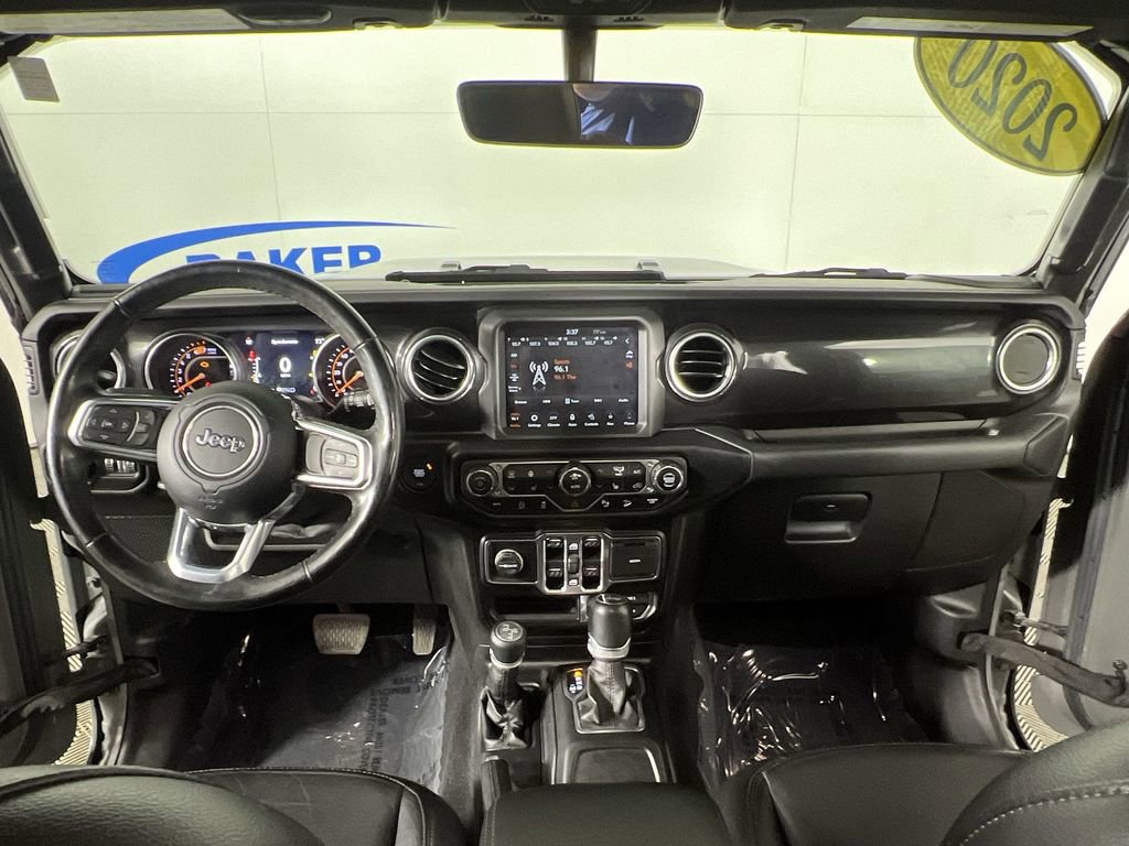 Used 2020 Jeep Wrangler Unlimited Sahara image 19