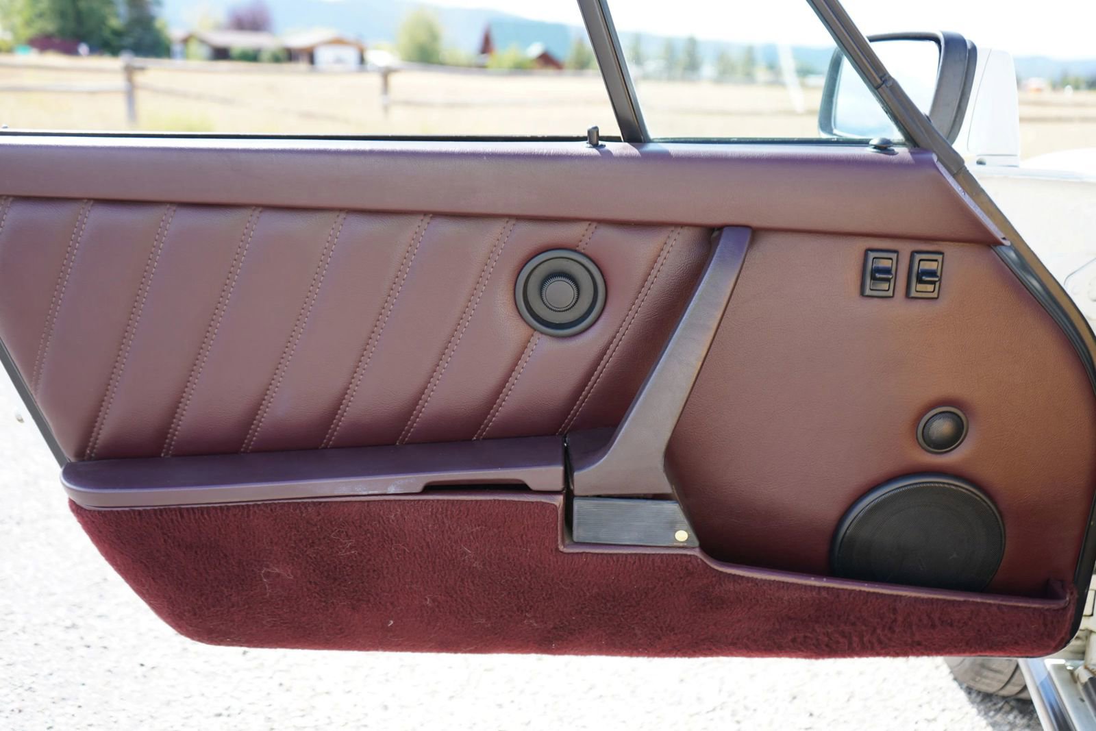 Used 1987 Porsche 911 Carrera image 17