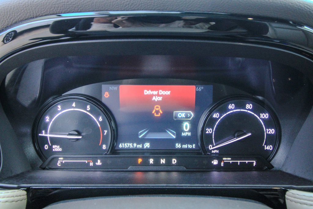 Used 2020 Lincoln Corsair AWD w/ Equipment Group 101A image 22
