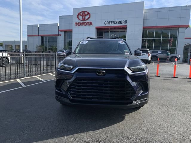 Certified 2024 Toyota Grand Highlander AWD image 3