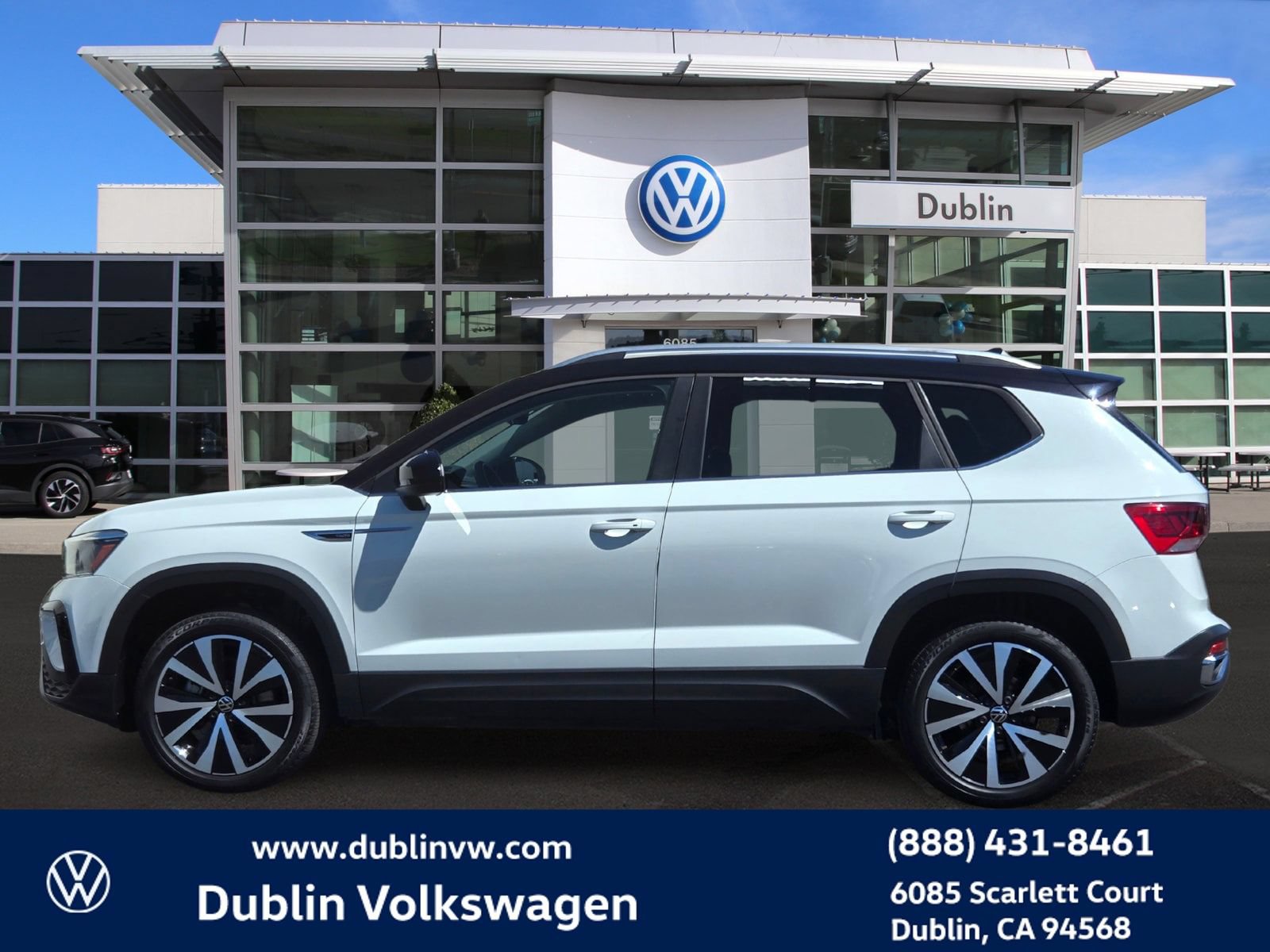 Certified 2023 Volkswagen Taos SE FWD image 7