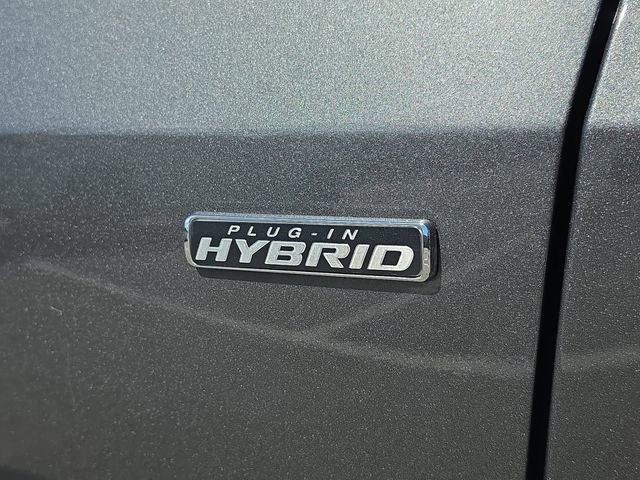 Used 2025 Ford Escape SE FWD image 17