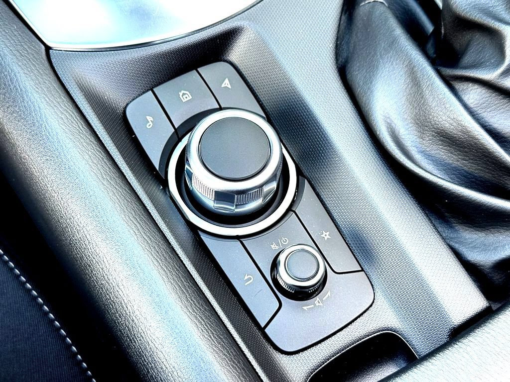 New 2026 MAZDA MX-5 Miata Sport w/ Interior Package RWD image 16