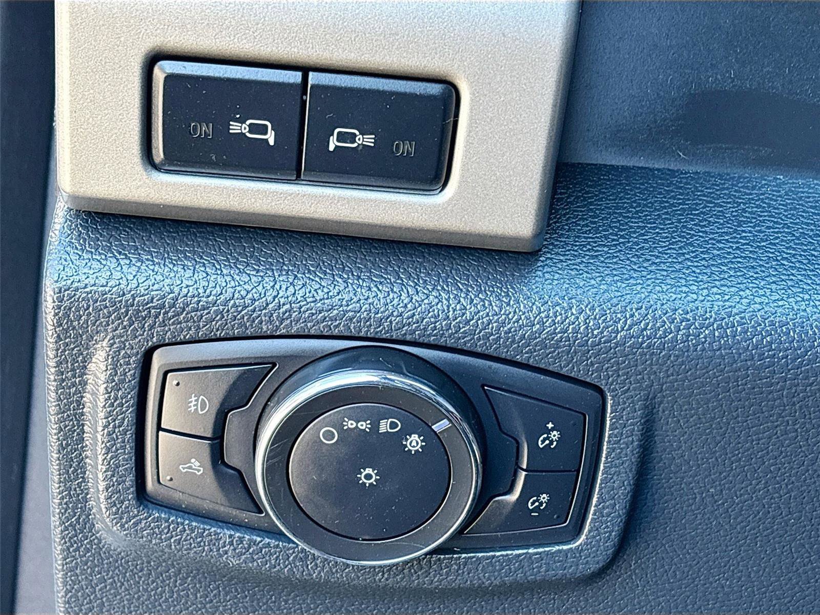 Used 2022 Ford F250 Lariat w/ Lariat Value Package image 10