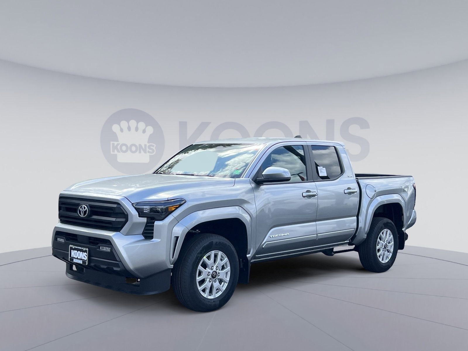 New 2025 Toyota Tacoma SR5